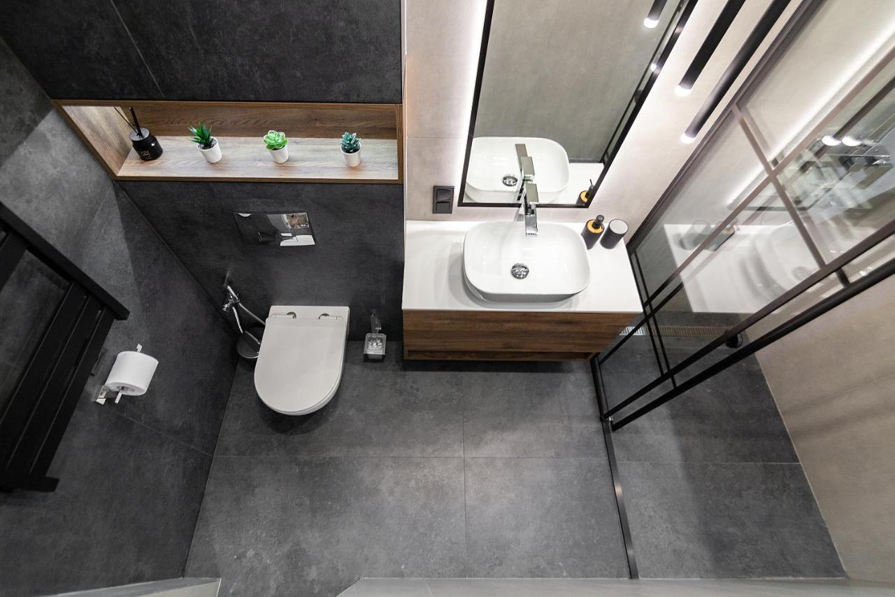 Dream Apartament On Drahomanova Street Lemberg Exterior foto