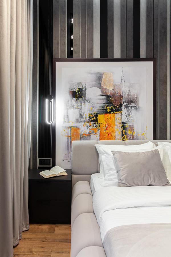 Dream Apartament On Drahomanova Street Lemberg Exterior foto